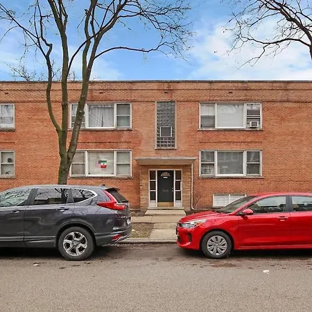 3Br Homey & Spacious Apt - Paulina 1S